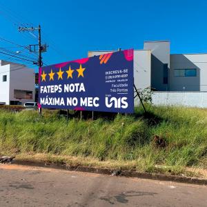 Outdoor em Três Pontas - Marques de Abrantes - Corredor da Espera  9x3 Metros    